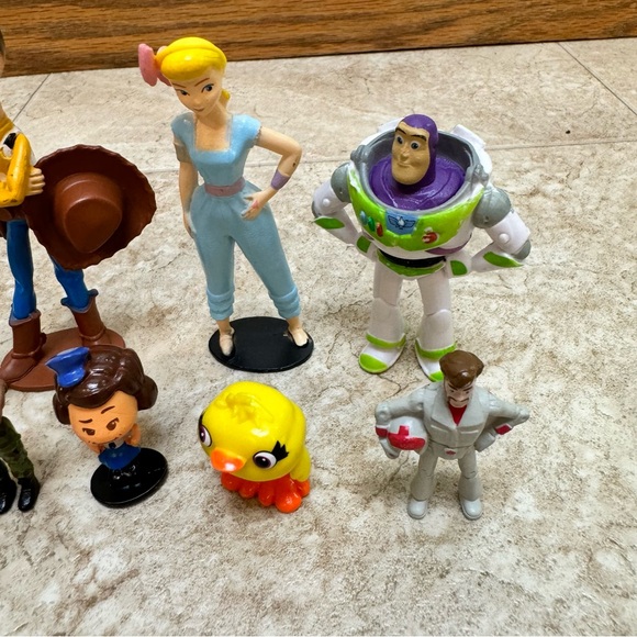 Disney Pixar Toy Story 4 Collectible Figures Cake Toppers Lot of 8 - Picture 6 of 6